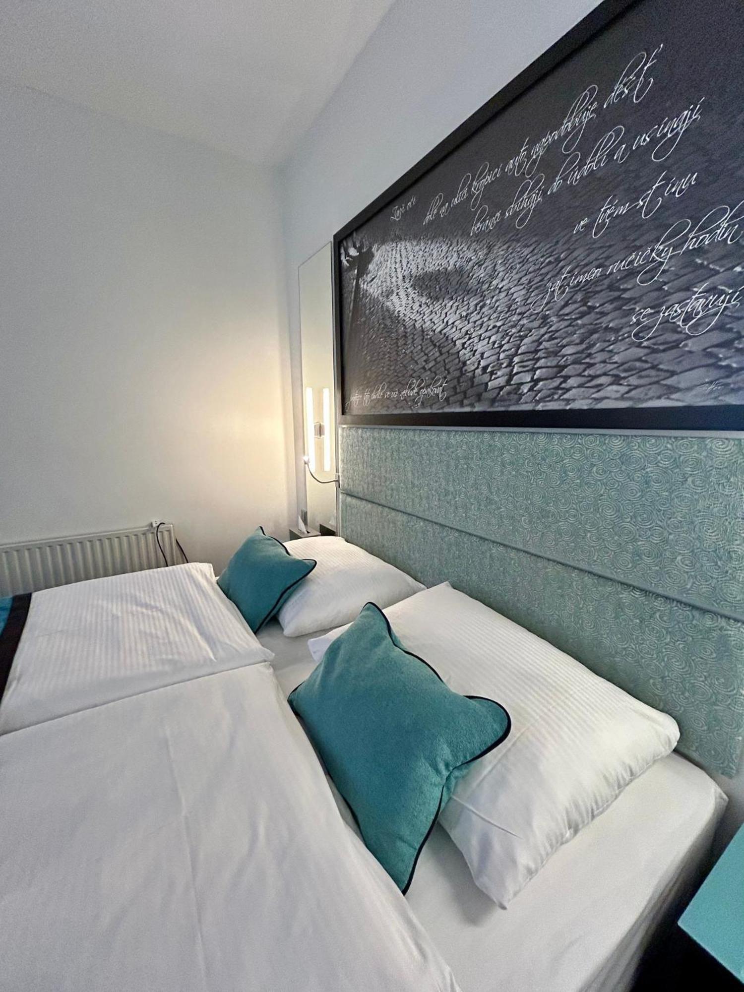 Hotel Red & Blue Design Praha
