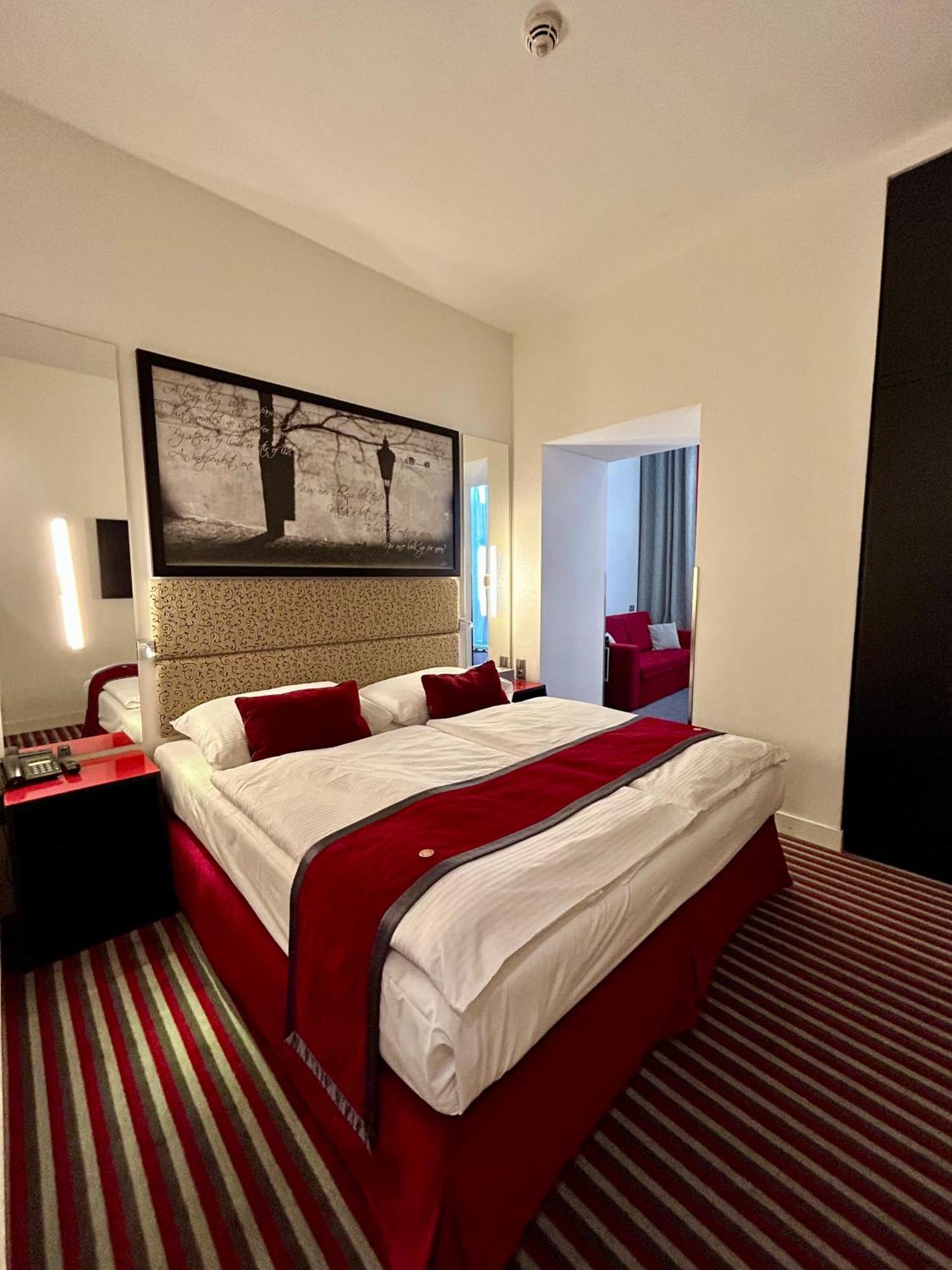Red&blue Design Hotel Prag